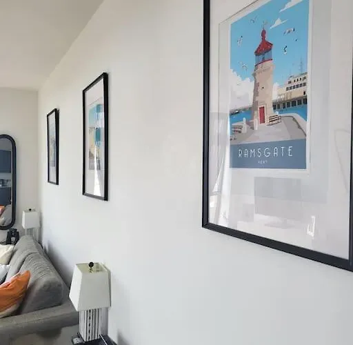 Stunning Sea View Flat